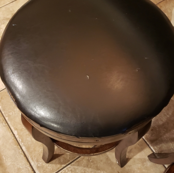 4 bar stools - Picture 2 of 5